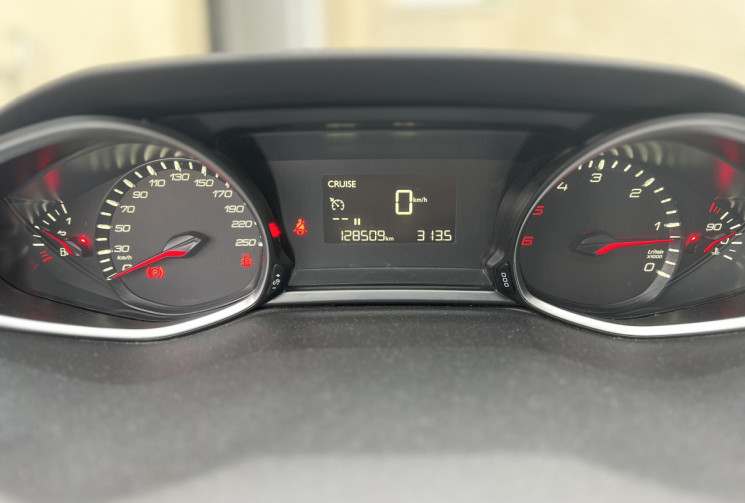 Peugeot 308 T9 Phase II 1.5 BlueHDi S&S 130 CH ACTIVE BUSINESS