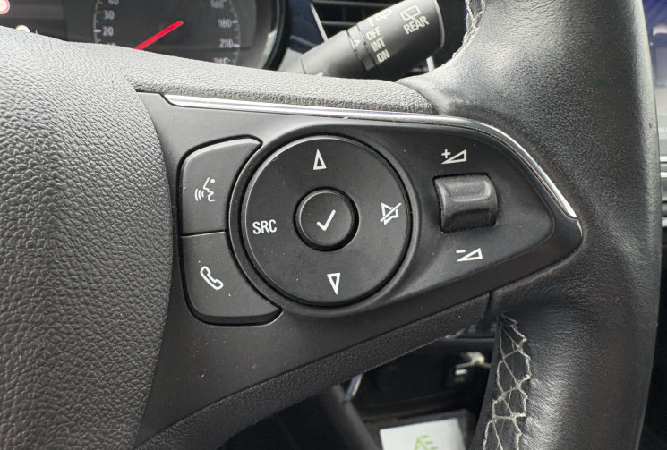 Opel Crossland X DESIGN 120 ans 110cv * Caméra * Carplay * Climatisation Auto * Distribution Faite