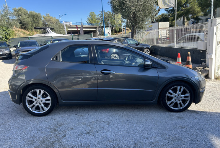 Honda Civic VIII (2) 2.2 I-CTDI 140 Ch VIRTUOSE 5P