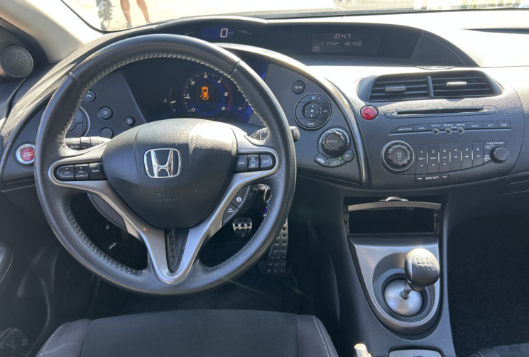 Honda Civic VIII (2) 2.2 I-CTDI 140 Ch VIRTUOSE 5P