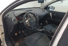 Nissan Qashqai 1.5 dCi 110ch FAP Connect Edition révision et distribution à jour