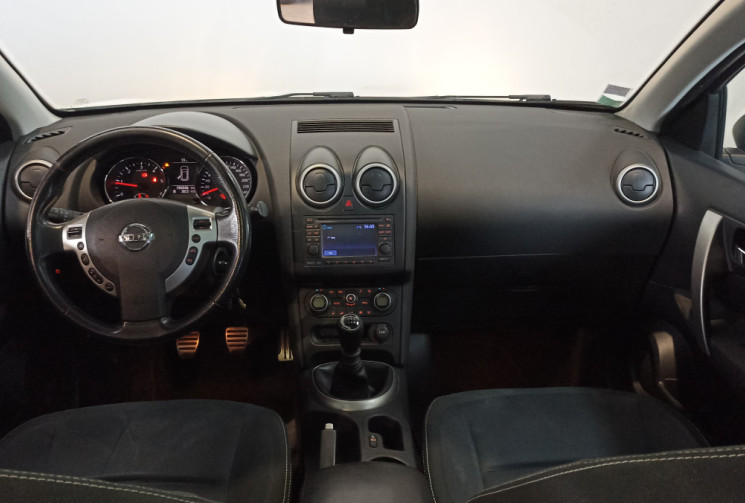 Nissan Qashqai 1.5 dCi 110ch FAP Connect Edition révision et distribution à jour