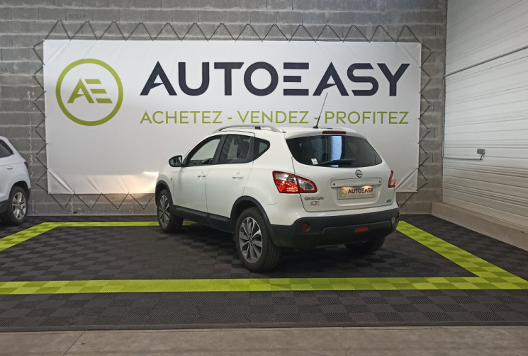 Nissan Qashqai 1.5 dCi 110ch FAP Connect Edition révision et distribution à jour