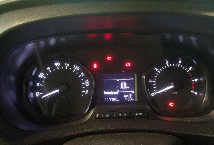 Peugeot Expert Peugeot Expert 2.0 HDI 120 S&S Premium