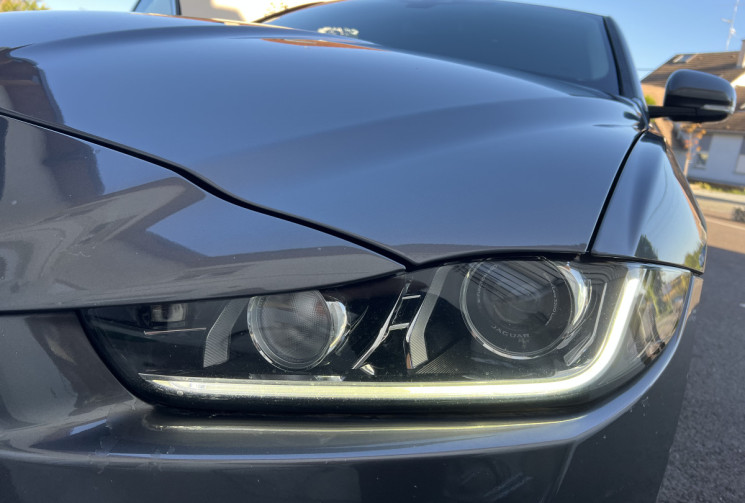 Jaguar XE 2.0 D 16V 180 CH BVA 