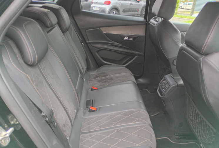 Peugeot 3008 2,0 HDI 180 ch GT / Courroie de distribution OK