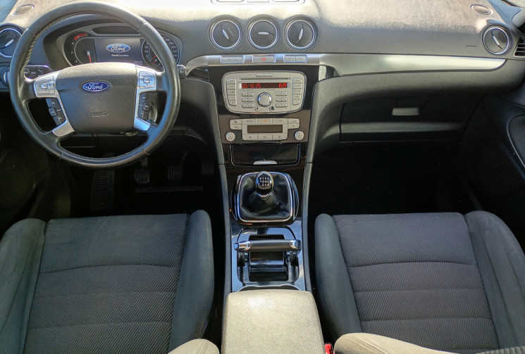 Ford GALAXY II Phase 2- 2.0 TDCi 140 TITANIUM 7 Places