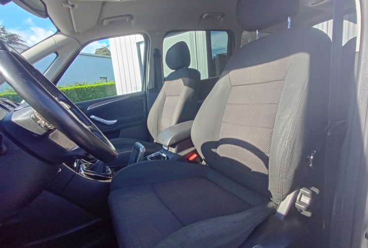 Ford GALAXY II Phase 2- 2.0 TDCi 140 TITANIUM 7 Places