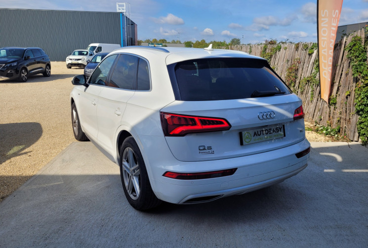 Audi Q5 2.0 TDI 150 CH S LINE