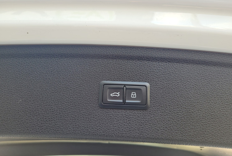 Audi Q5 2.0 TDI 150 CH S LINE