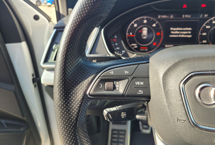 Audi Q5 2.0 TDI 150 CH S LINE