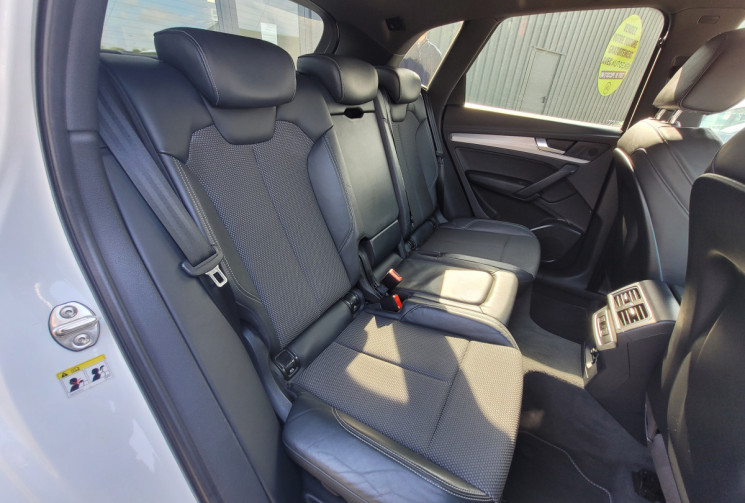 Audi Q5 2.0 TDI 150 CH S LINE