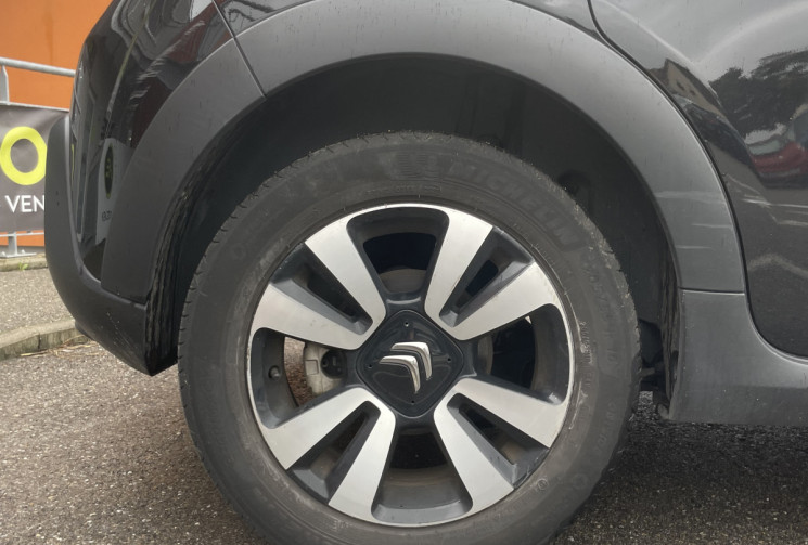 Citroën C3 1.2 PureTech 110 SHINE  EAT6 