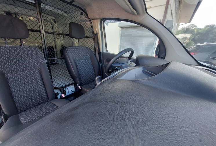 Renault KANGOO EXPRESS 1.5 dCi 75ch energy Grand Confort Euro6 // Etat correcte // Première main