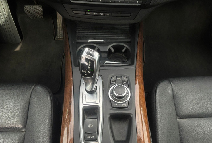 BMW X5  PH II E70 30D 245 CV GPS / ATTELAGE / CUIR / GARANTIE 12 MOIS 