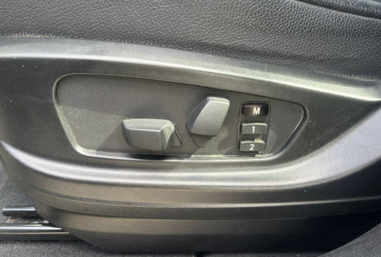 BMW X5  PH II E70 30D 245 CV GPS / ATTELAGE / CUIR / GARANTIE 12 MOIS 