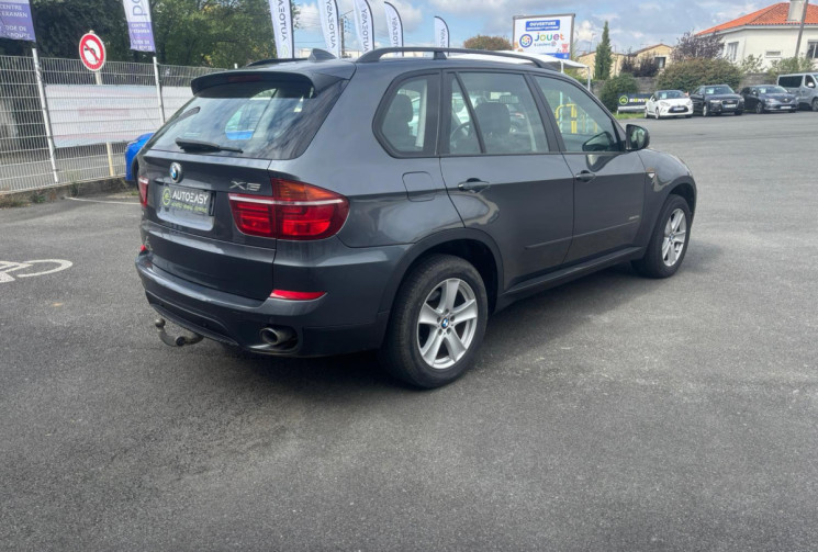 BMW X5  PH II E70 30D 245 CV GPS / ATTELAGE / CAMERA RECUL / GARANTIE 12 MOIS 