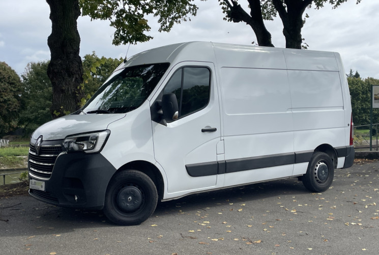 Renault Master 2.3 BLUE DCI GRAND CONFORT L3 H2 135 /  TVA NON RECUPERABLE