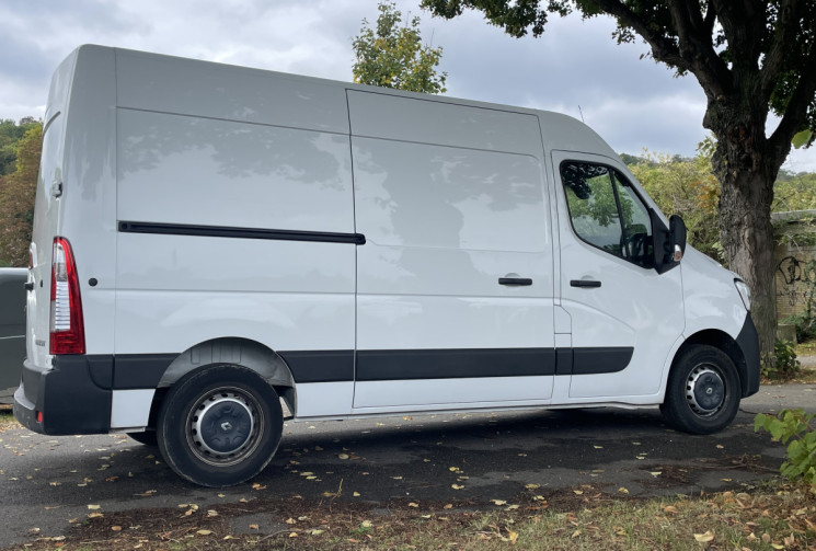 Renault Master 2.3 BLUE DCI GRAND CONFORT L3 H2 135 /  TVA NON RECUPERABLE