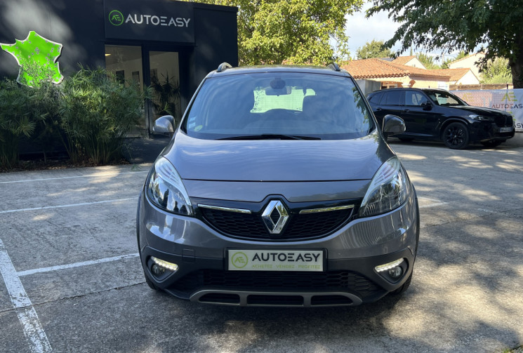 Renault Scénic XMOD 1.5 dCi 110 / 2ème Main / Distribution OK / Attelage / Radars AR / GPS / Keyless