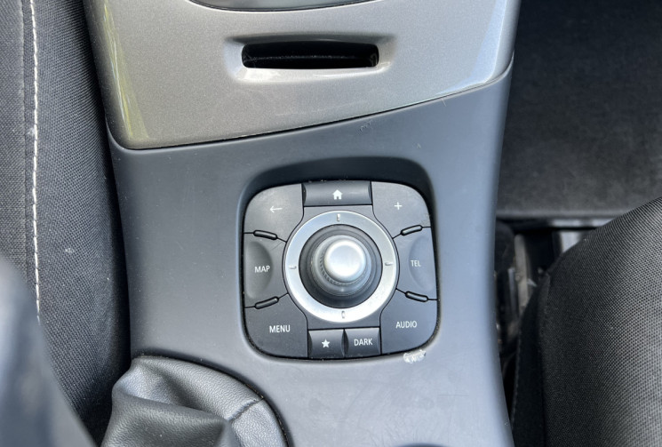 Renault Scénic XMOD 1.5 dCi 110 / 2ème Main / Distribution OK / Attelage / Radars AR / GPS / Keyless