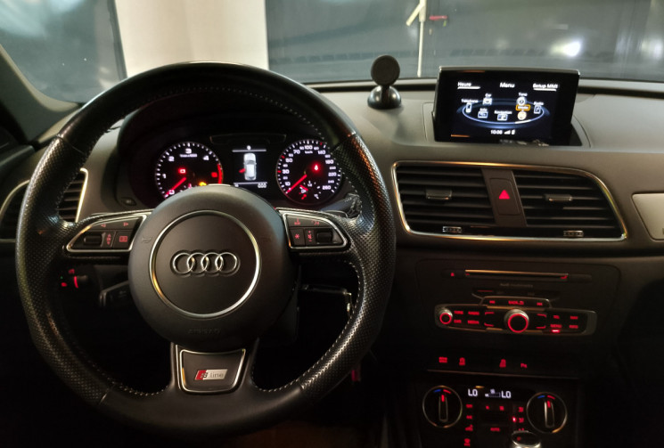 Audi Q3 2.0 TDI 150 S Line * Suivi Full Audi 