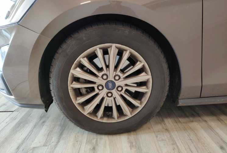 Ford Focus BREAK SW 2.0TDCI 150ch BVA TITANIUM POWERSHIFT