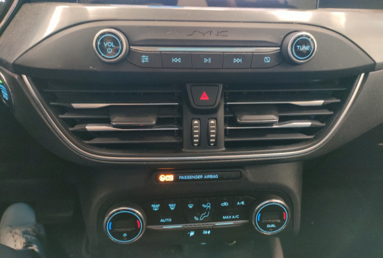 Ford Focus BREAK SW 2.0TDCI 150ch BVA TITANIUM POWERSHIFT