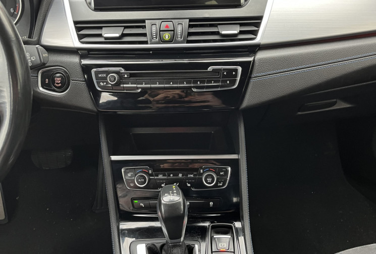 BMW SERIE 2 ACTIVETOURER 220d xDrive 2.0 d Steptronic 190 cv Boîte auto