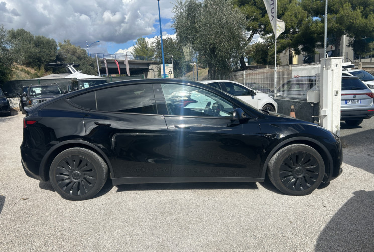Tesla Model Y 300 AUTONOMIE STANDARD RWD 60 KWH 2023