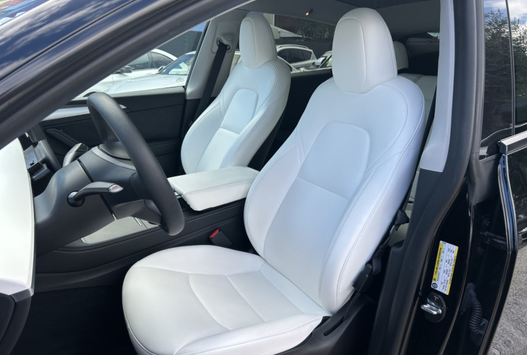 Tesla Model Y 300 AUTONOMIE STANDARD RWD 60 KWH 2023