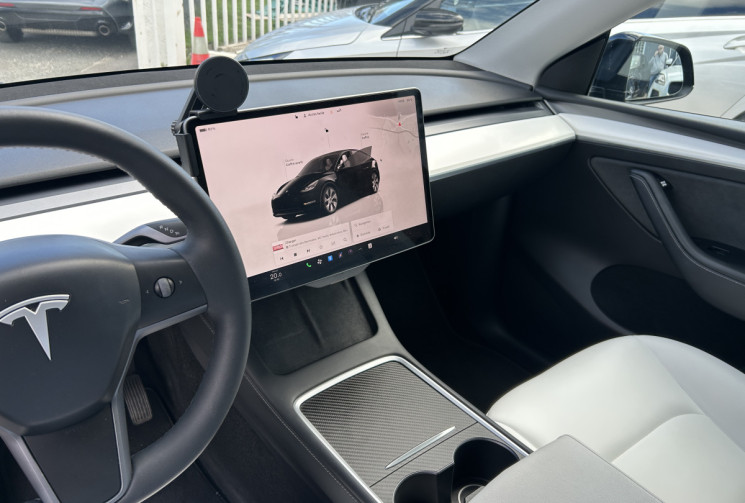 Tesla Model Y 300 AUTONOMIE STANDARD RWD 60 KWH 2023