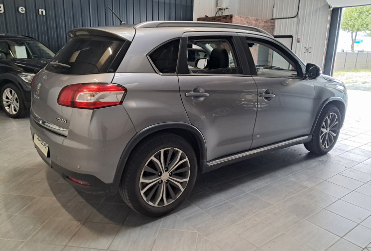 Peugeot 4008 1.8 HDI 150ch Allure 4x4 bv6 TBE - OPTIONS ENTRETIEN  GARANTIE  Peugeot 4008 1.8 HDI 150ch Allure 4x4 bv6 TBE - OPTIONS ENTRETIEN  GARANTIE