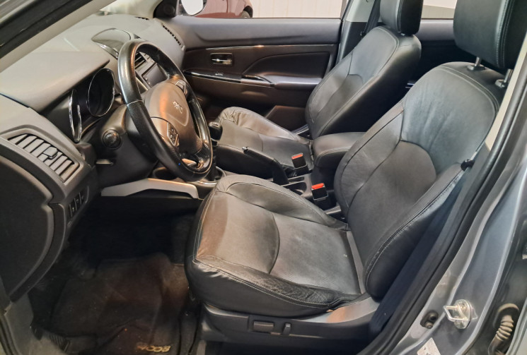 Peugeot 4008 1.8 HDI 150ch Allure 4x4 bv6 - ENTRETIEN A JOUR  