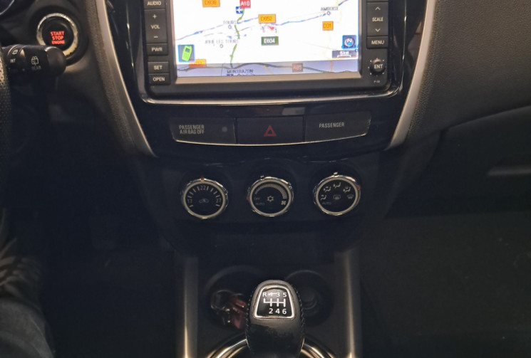 Peugeot 4008 1.8 HDI 150ch Allure 4x4 bv6 TBE  OPTIONS  REVISEE GARANTIE 