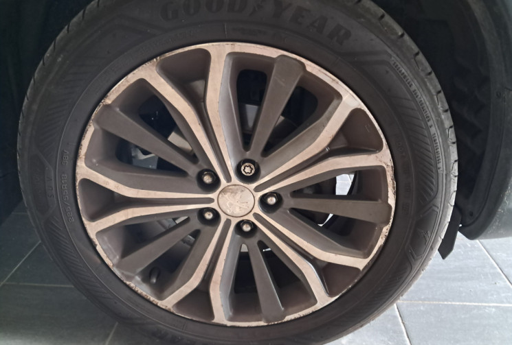 Peugeot 4008 1.8 HDI 150ch Allure 4x4 bv6 TBE  OPTIONS  REVISEE GARANTIE 