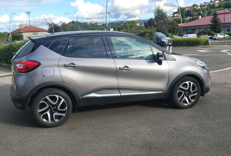 Renault Captur TCE 115 INTENS ( 1ere main, km certifié )