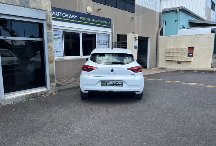 Renault Clio  V E-TECH 1.6 i 16V GPF 140 Hybrid S&S 91 cv INTENS
