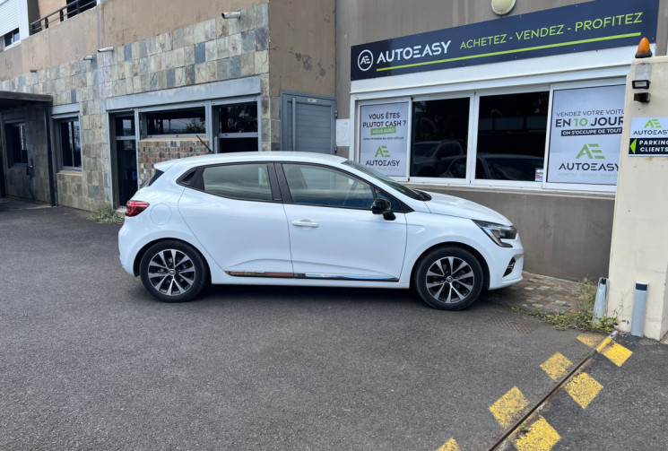 Renault Clio  V E-TECH 1.6 i 16V GPF 140 Hybrid S&S 91 cv INTENS