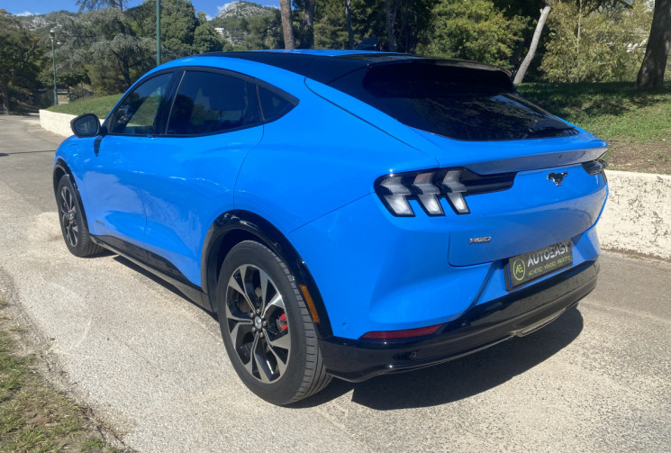 Ford MUSTANG Mach-E Standard Range PREMIUM AWD 269CH