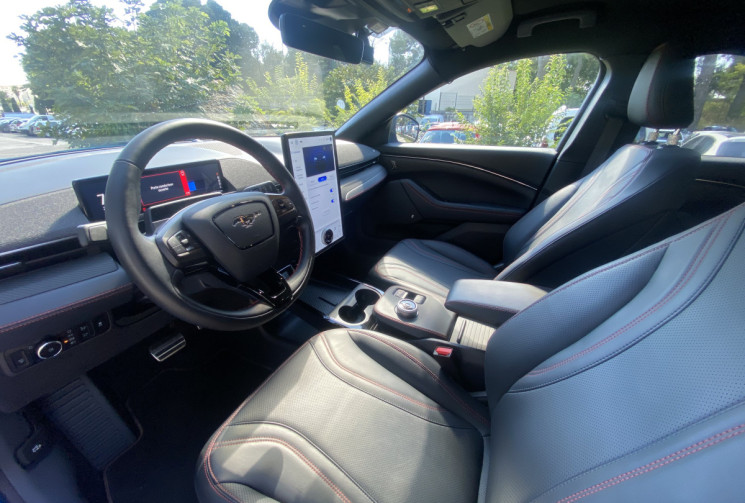 Ford MUSTANG Mach-E Standard Range PREMIUM AWD 269CH