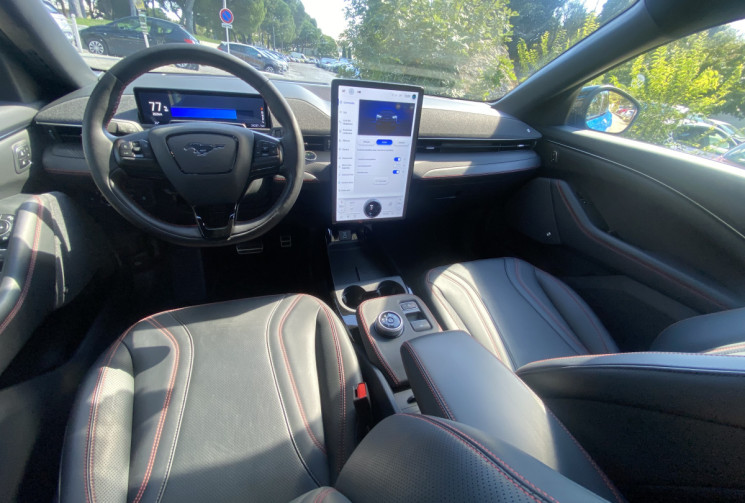 Ford MUSTANG Mach-E Standard Range PREMIUM AWD 269CH