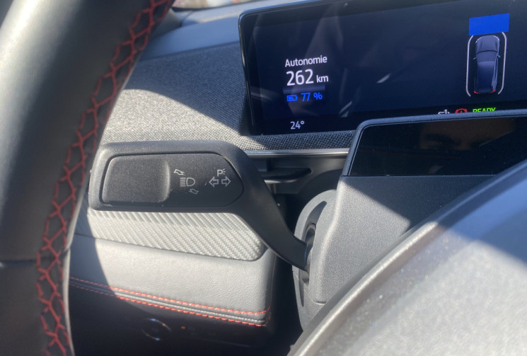 Ford MUSTANG Mach-E Standard Range PREMIUM AWD 269CH