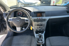 Opel Astra III GTC 2.0 T 170 Ch SPORT !! 1ER MAIN !!