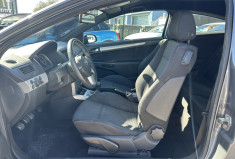 Opel Astra III GTC 2.0 T 170 Ch SPORT !! 1ER MAIN !!