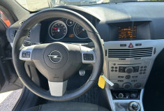 Opel Astra III GTC 2.0 T 170 Ch SPORT !! 1ER MAIN !!