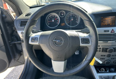Opel Astra III GTC 2.0 T 170 Ch SPORT !! 1ER MAIN !!