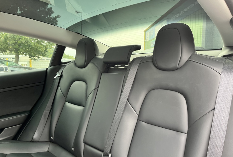 Tesla Model 3 Standard RWD MY 2022 + Jantes 19''