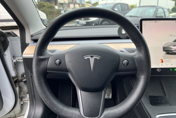 Tesla Model 3 Standard RWD MY 2022 + Jantes 19''