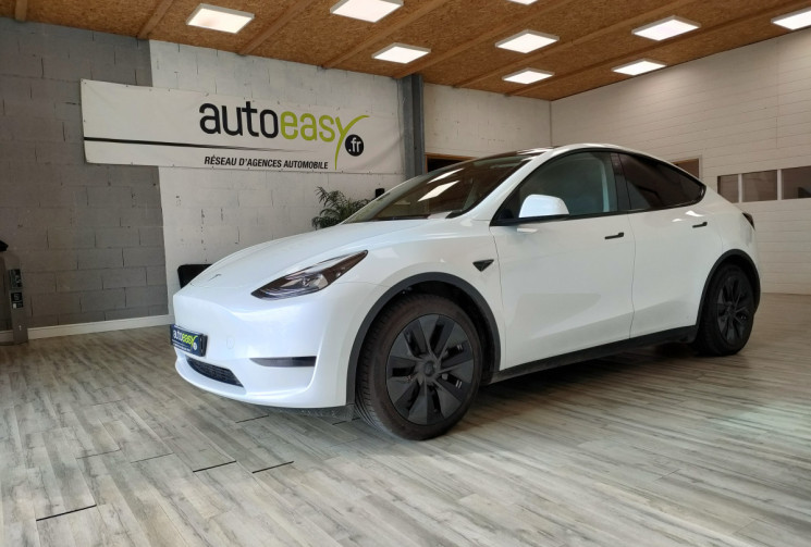 Tesla Model Y Long Range (grande autonomie) 347ch + Attelage + Wallbox + Autopilot 